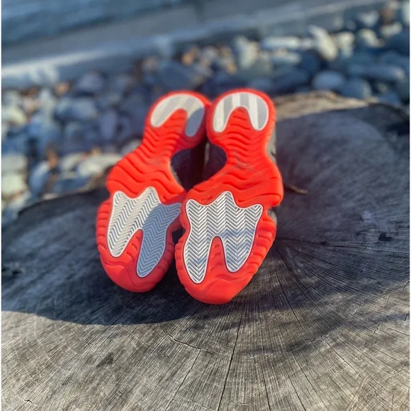 Jordan Future Premium 'Infrared' Shoes - Picture 4 of 5